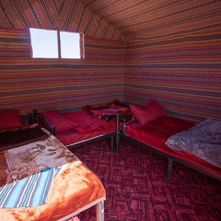 Wadi Rum Desert Heart Camp מראה חיצוני תמונה